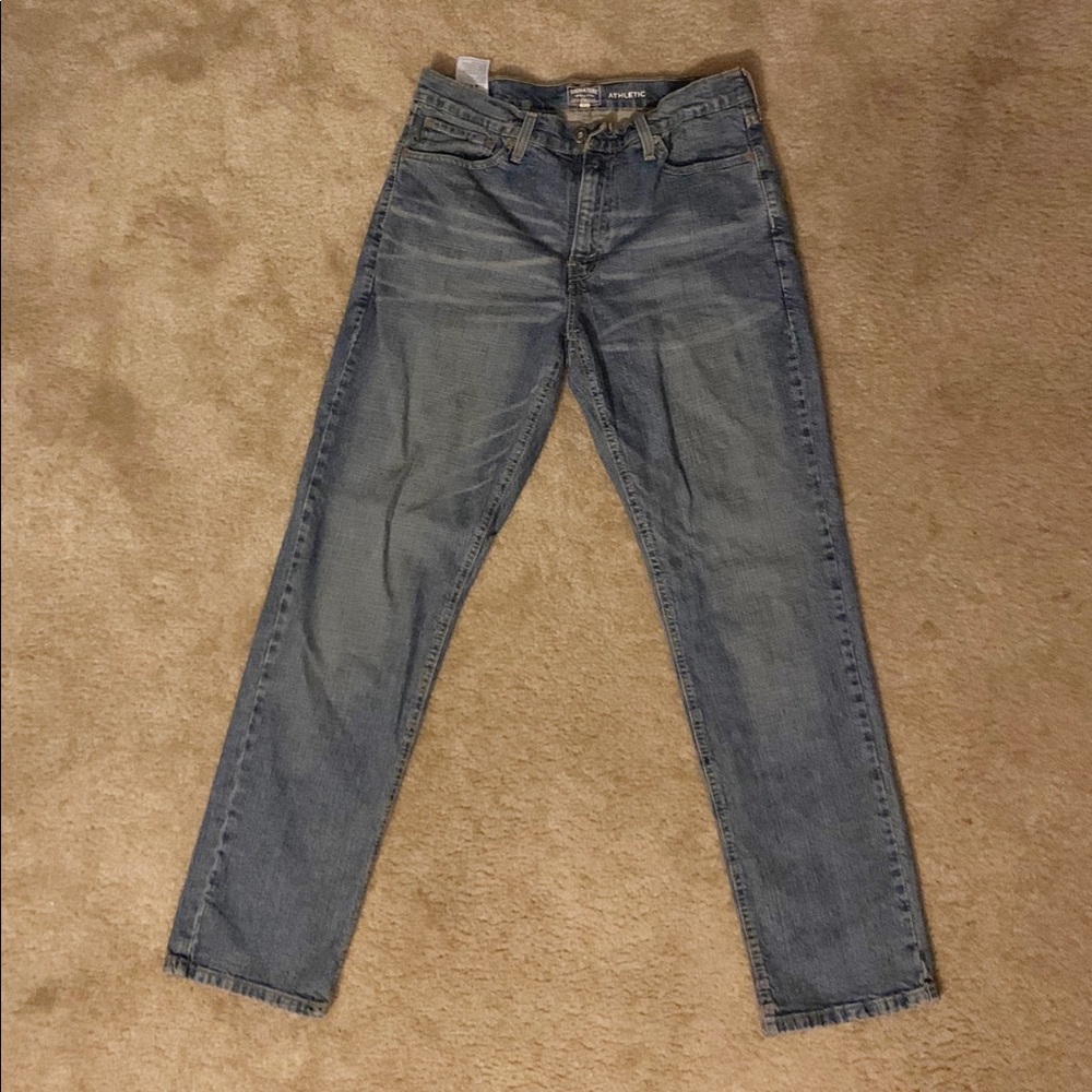 Men’s Athletic Levi Strauss Jeans
